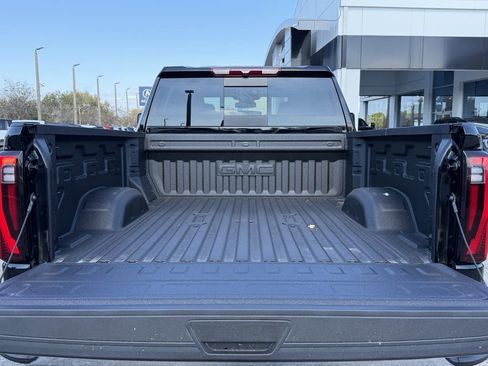 New 2026 GMC Sierra 2500 SLT w/ SLT Premium Package AWD/4WD image 13