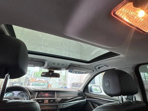 Used 2016 BMW 528i Sedan RWD image 17