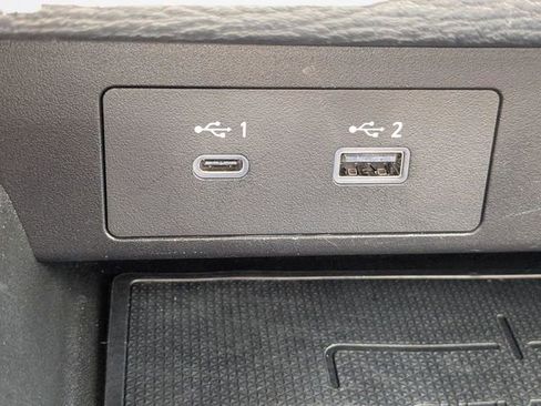 Used 2024 Mitsubishi Outlander SE image 20