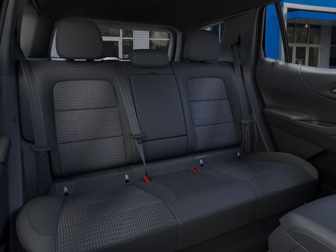 New 2026 Chevrolet Equinox LT w/ Safety and Technology Package FWD image 25