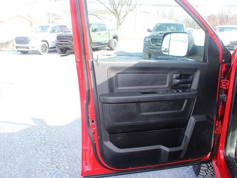 Used 2017 RAM 3500 Tradesman w/ Chrome Appearance Group image 14