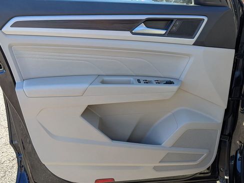 Used 2022 Volkswagen Atlas SE image 23