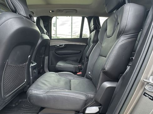 Used 2022 Volvo XC90 T8 Inscription image 12