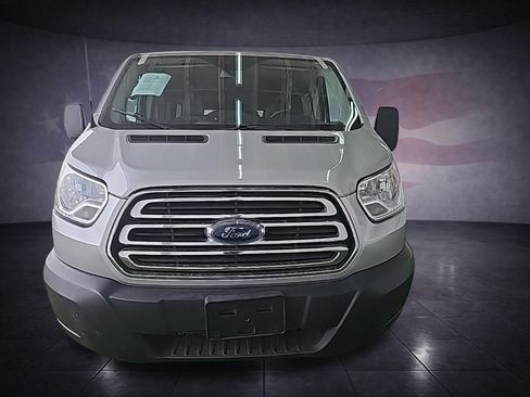 Used 2019 Ford Transit 150 XLT image 8
