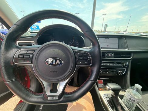Used 2018 Kia Optima SX w/ Technology Package FWD image 10