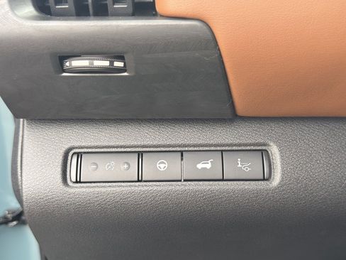 New 2026 Nissan Pathfinder Platinum image 23