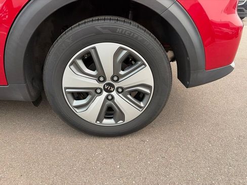 Used 2019 Kia Niro LX FWD image 9