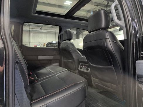 Used 2023 Ford F250 Lariat w/ Lariat Ultimate Package AWD/4WD image 12