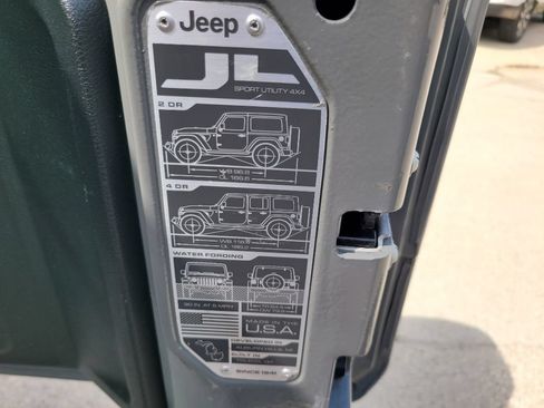 Used 2021 Jeep Wrangler Unlimited Sahara AWD/4WD image 48