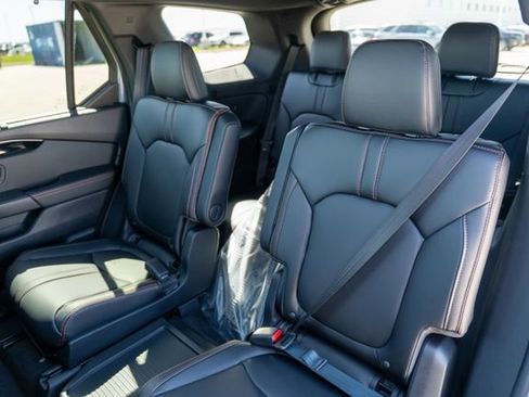 New 2025 Honda Pilot TrailSport image 16