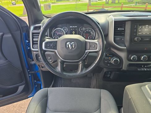 Used 2024 RAM 1500 Big Horn AWD/4WD image 15