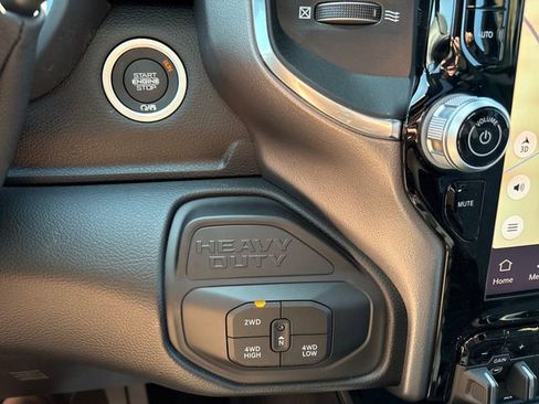 New 2026 RAM 3500 Laramie AWD/4WD image 20