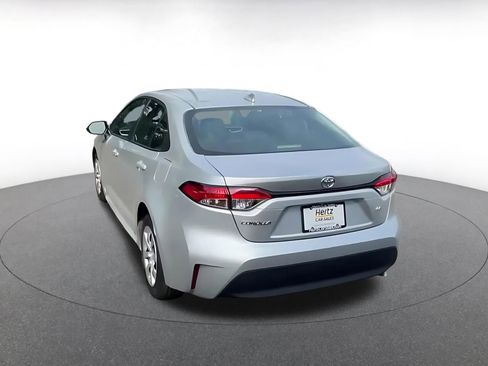 Used 2025 Toyota Corolla LE image 11