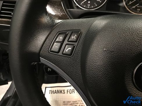 Used 2011 BMW 335i Convertible image 46