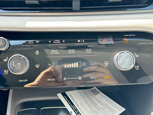 Certified 2026 INFINITI QX60 Luxe w/ Cargo Package FWD image 17
