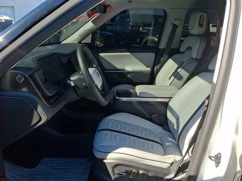 Used 2025 Rivian R1S Adventure AWD/4WD image 10