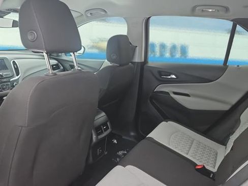 Used 2023 Chevrolet Equinox LS w/ LS Convenience Package image 17
