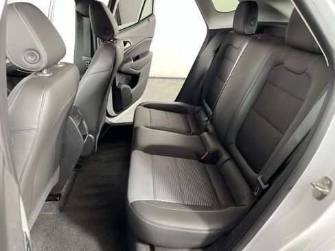 Used 2024 Chevrolet Trax LT w/ Driver Confidence Package FWD image 40
