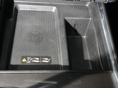 Used 2025 GMC Acadia Elevation image 20