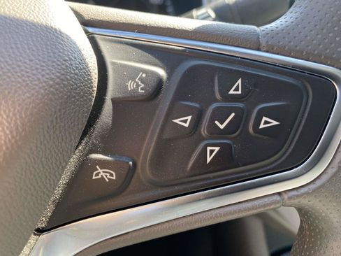Used 2025 Chevrolet Malibu LS FWD image 19