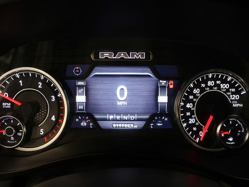 Used 2024 RAM 2500 Laramie image 19