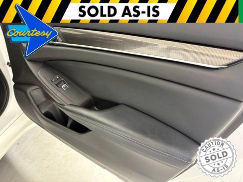 Used 2018 Honda Accord Sport image 36