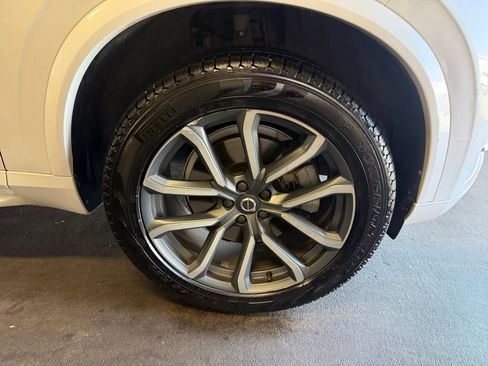 Used 2017 Volvo XC90 T6 Momentum w/ Vision Package AWD/4WD image 29