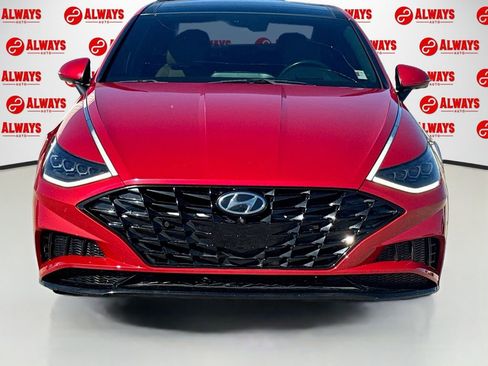 Used 2021 Hyundai Sonata Limited FWD image 2