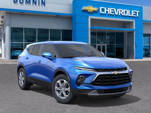 New 2025 Chevrolet Blazer LT image 8