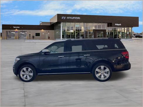 Used 2024 Ford Expedition Max Platinum image 2