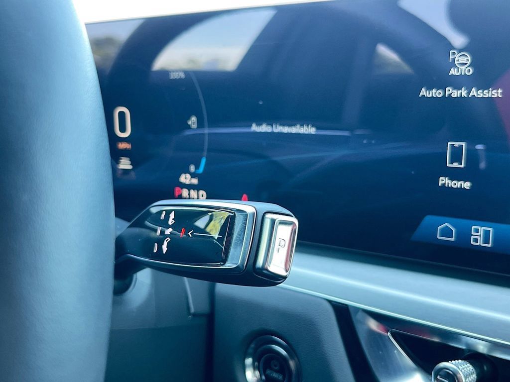 Used 2025 Cadillac Lyriq Sport RWD image 16