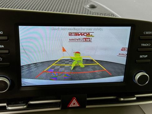 Certified 2021 Hyundai Elantra SEL image 6