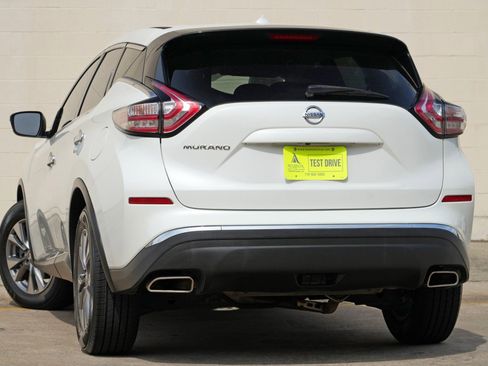 Used 2016 Nissan Murano S FWD image 5