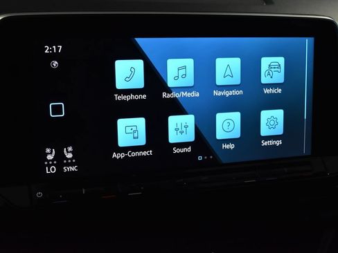 Used 2024 Volkswagen Atlas Cross Sport SE FWD image 11
