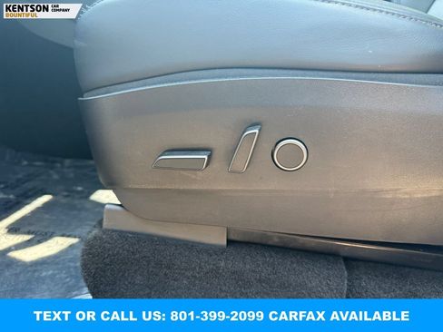 Used 2021 Tesla Model Y Long Range AWD/4WD image 26
