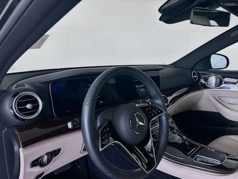 Certified 2022 Mercedes-Benz E 350 Sedan image 9