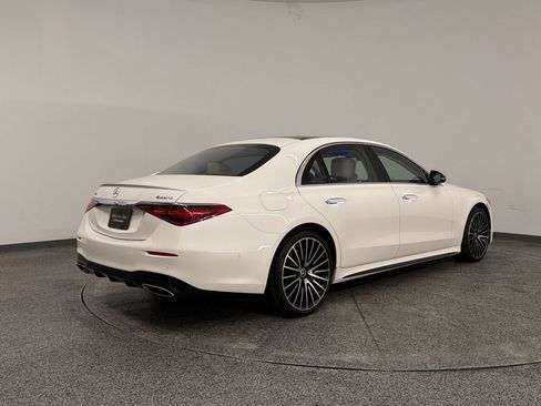 Certified 2022 Mercedes-Benz S 500 4MATIC image 8