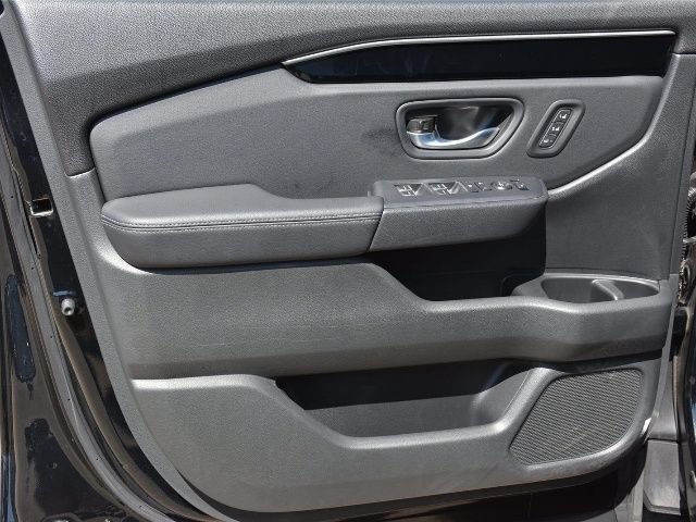 Certified 2025 Honda Pilot EX-L image 9