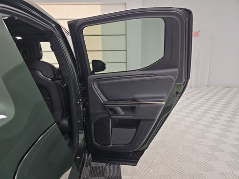 Used 2022 Rivian R1T Adventure AWD/4WD image 19