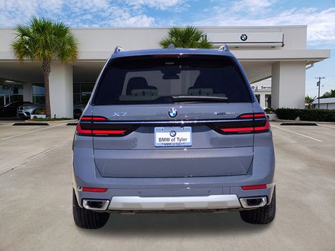 New 2026 BMW X7 xDrive40i w/ Executive Package image 5