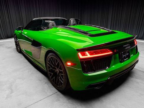 Used 2018 Audi R8 V10 plus AWD/4WD image 11