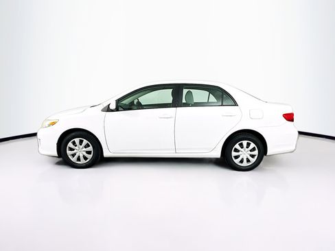Used 2011 Toyota Corolla LE image 4