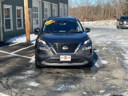 Used 2023 Nissan Rogue SV w/ SV Premium Package image 4