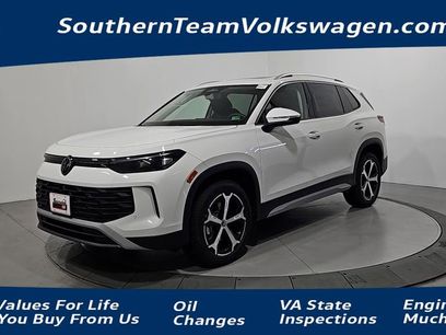 New 2025 Volkswagen Tiguan SE