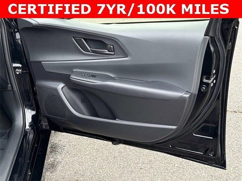 Used 2023 Toyota Prius LE image 8