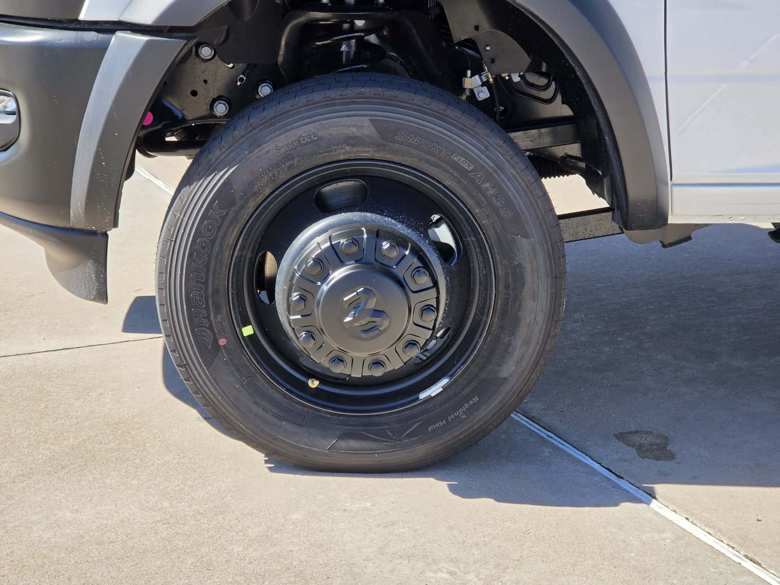 New 2027 RAM 5500 Tradesman AWD/4WD image 11