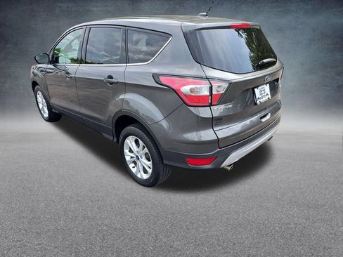 Used 2017 Ford Escape SE AWD/4WD image 5