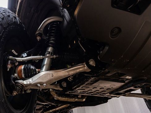 Used 2026 Ford Bronco Outer Banks image 13