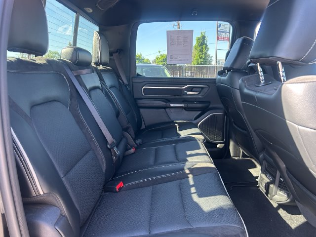 Used 2025 RAM 1500 Laramie AWD/4WD image 35