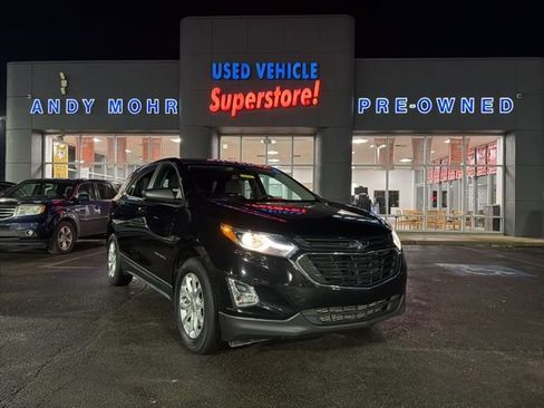 Used 2020 Chevrolet Equinox LS w/ LS Convenience Package image 3
